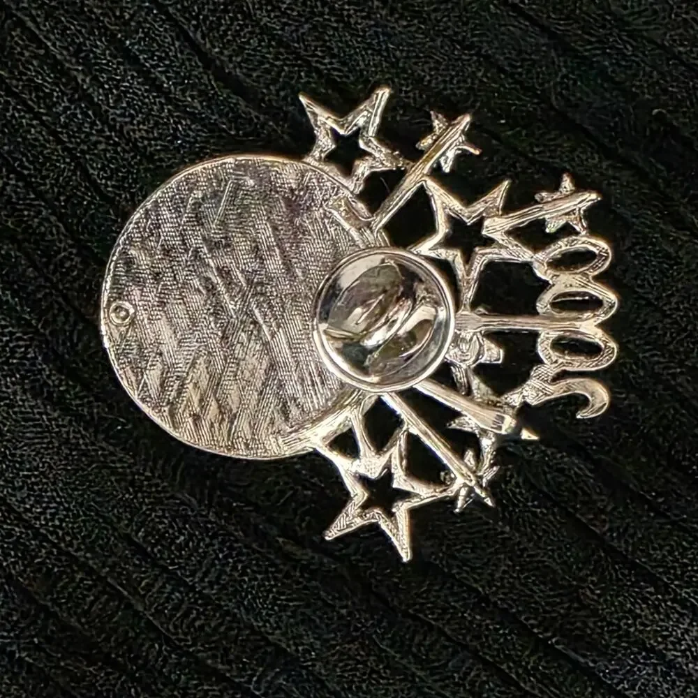 Y2K Millennium 2000 New Years Pin Midnight Clock Starburst Brooch Pin